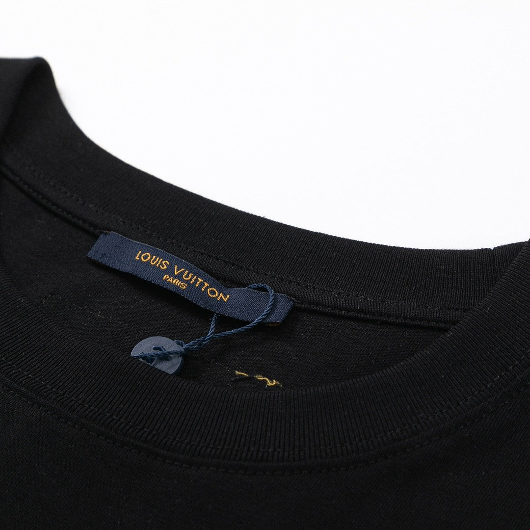 「#2580」Louis Vuitton Logo lettering T-shirt with 23SS neckline