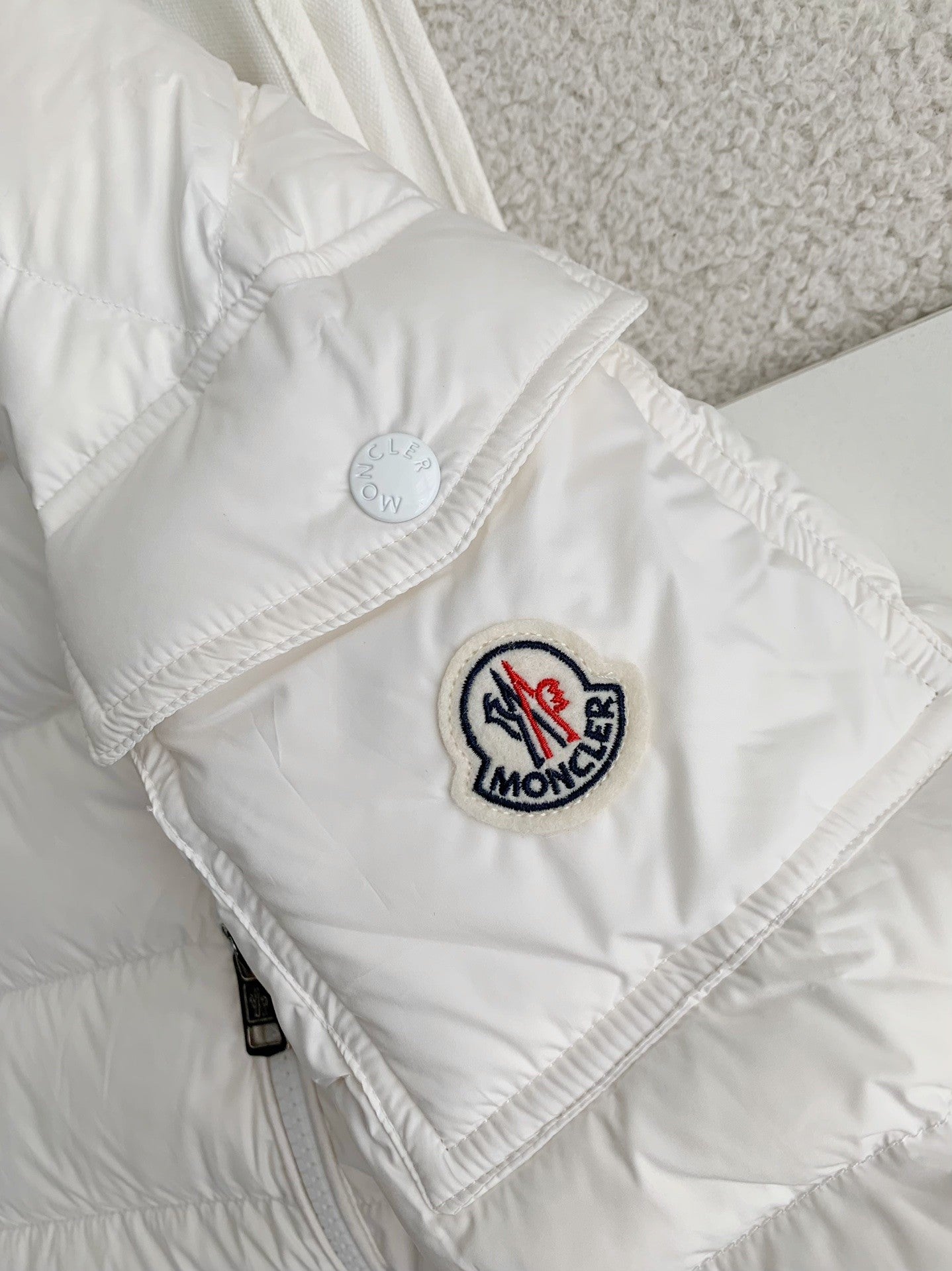 「#3304」Moncler Montbeliard down jacket