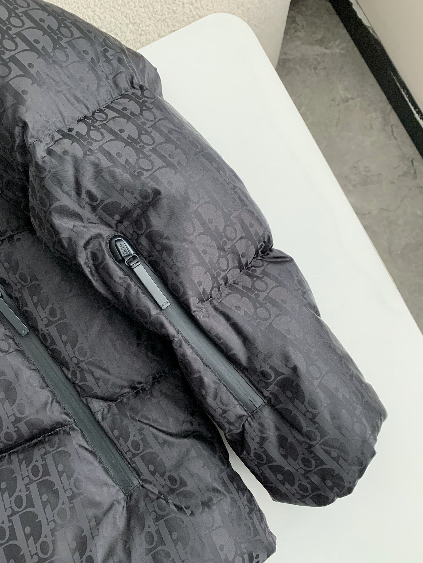 「#3651」DIOR Logo Printed Down Jacket