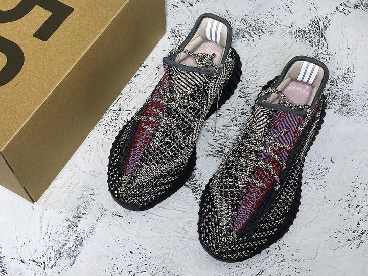 Yzy Boost 350 v2 Yecheil Reflective