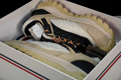 Moncler Trailgrip GTX 'Beige Fur'