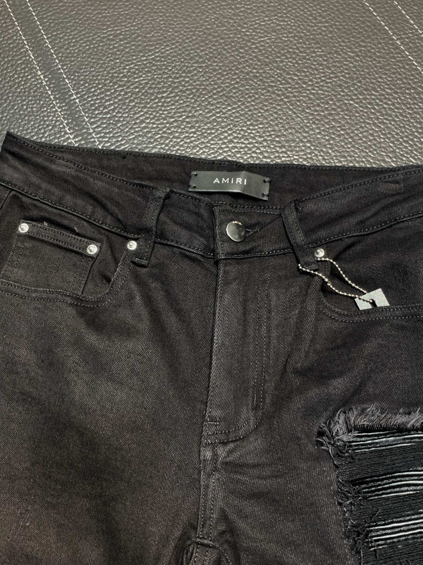 「#1826」Amiri slim fit petite straight jeans