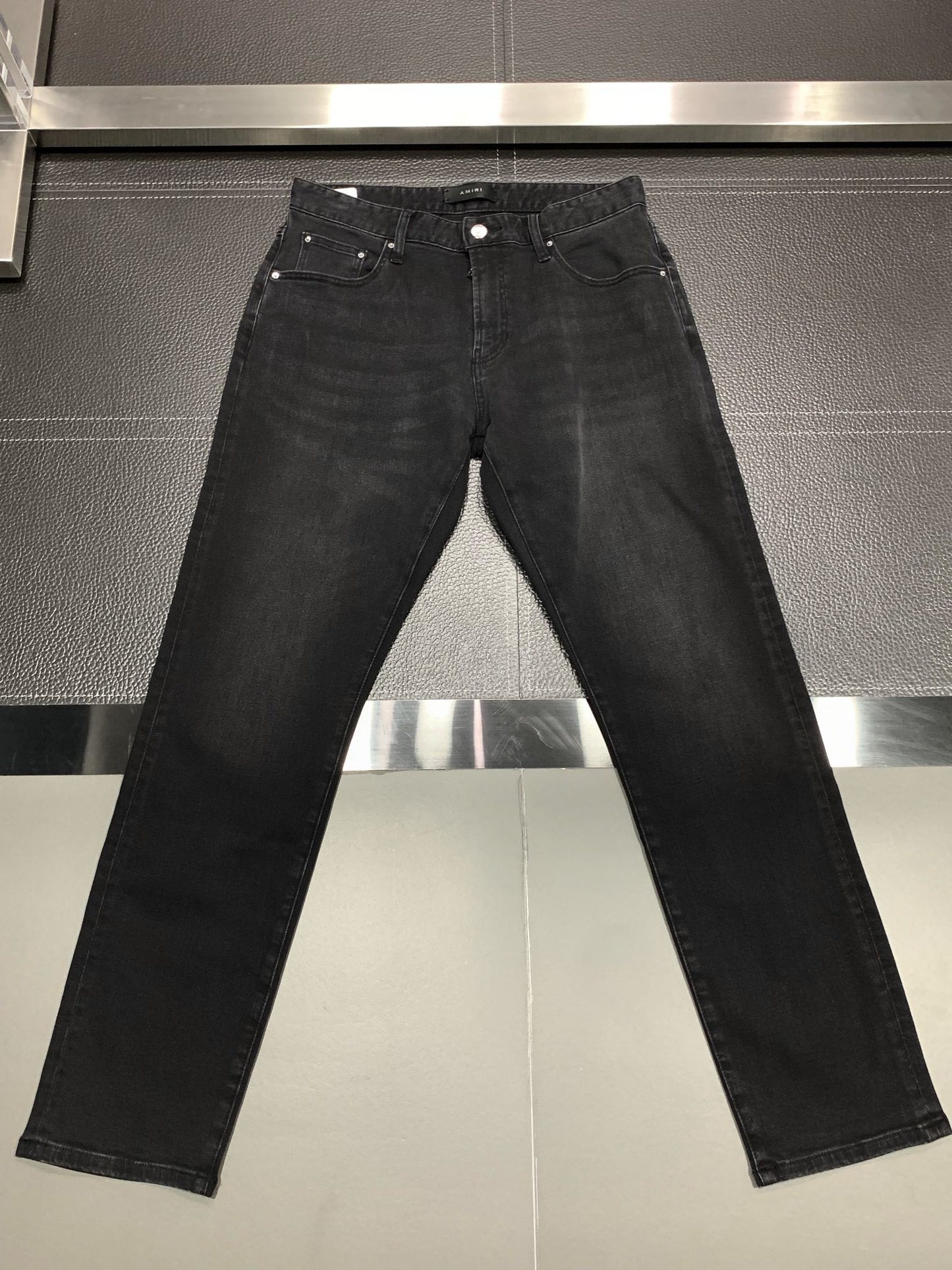 「#1828」Amiri slim fit petite straight jeans