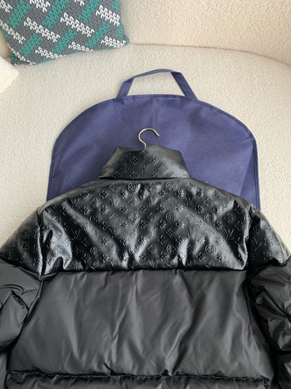 Doudoune avec logo LOUIS VUITTON « #2050 »