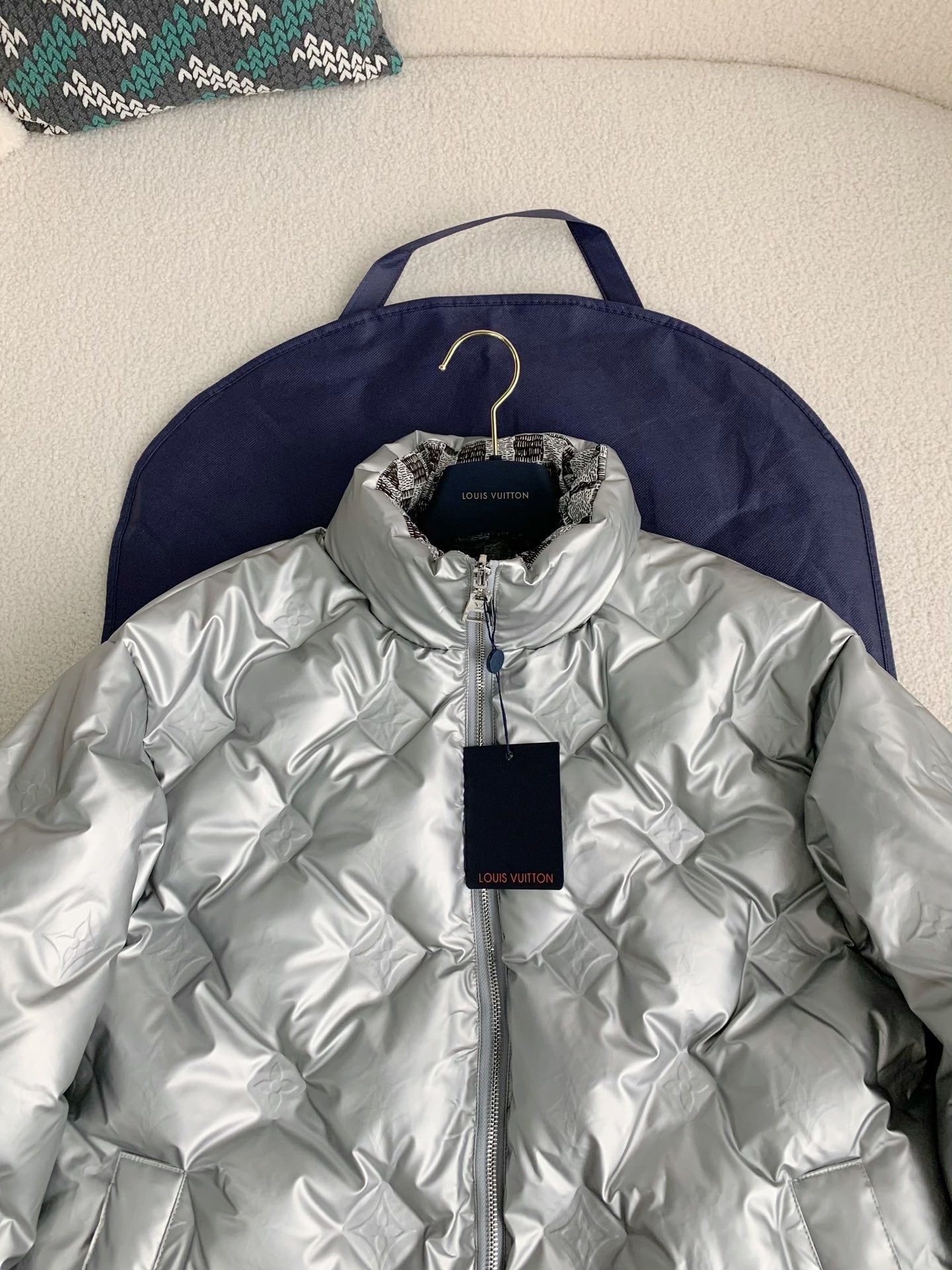 Doudoune avec logo LOUIS VUITTON « #2099 »