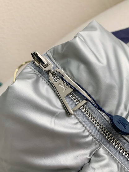 Doudoune avec logo LOUIS VUITTON « #2099 »