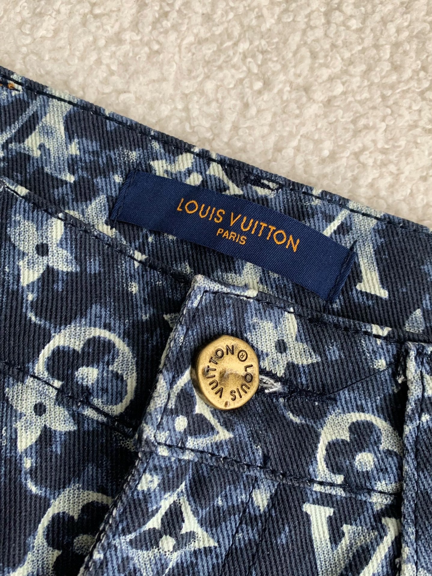 「#2332」Costumes Louis Vuitton