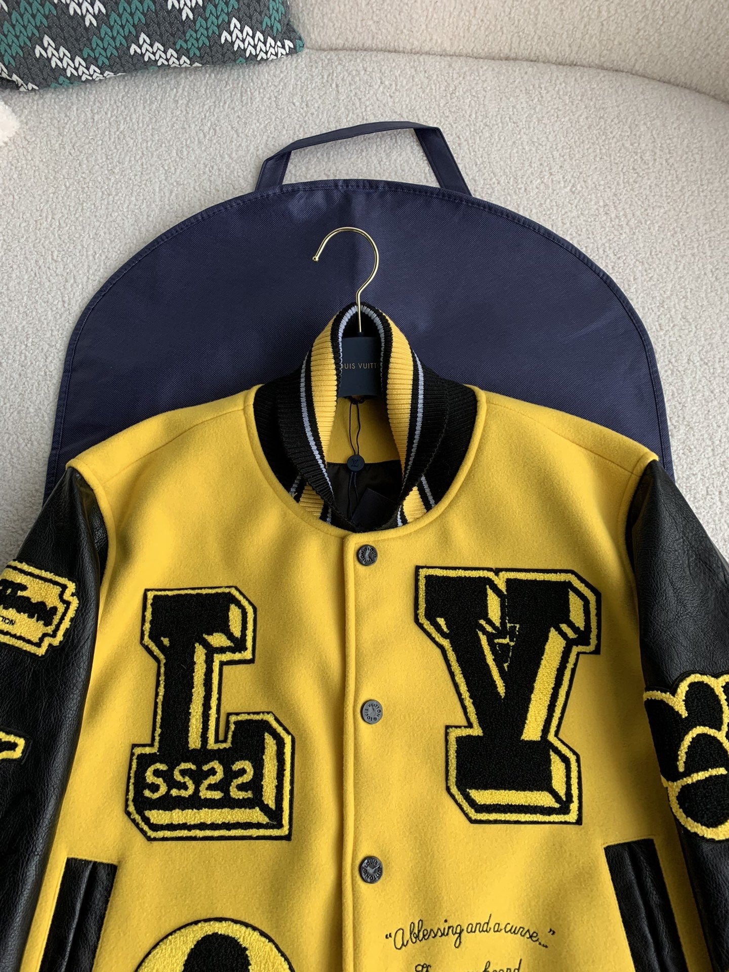 「#2334」Vestes universitaires Louis Vuitton