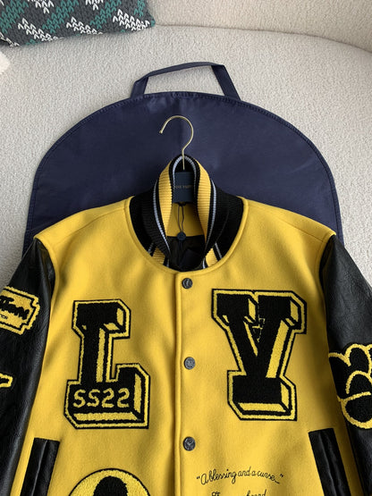 「#2334」Vestes universitaires Louis Vuitton