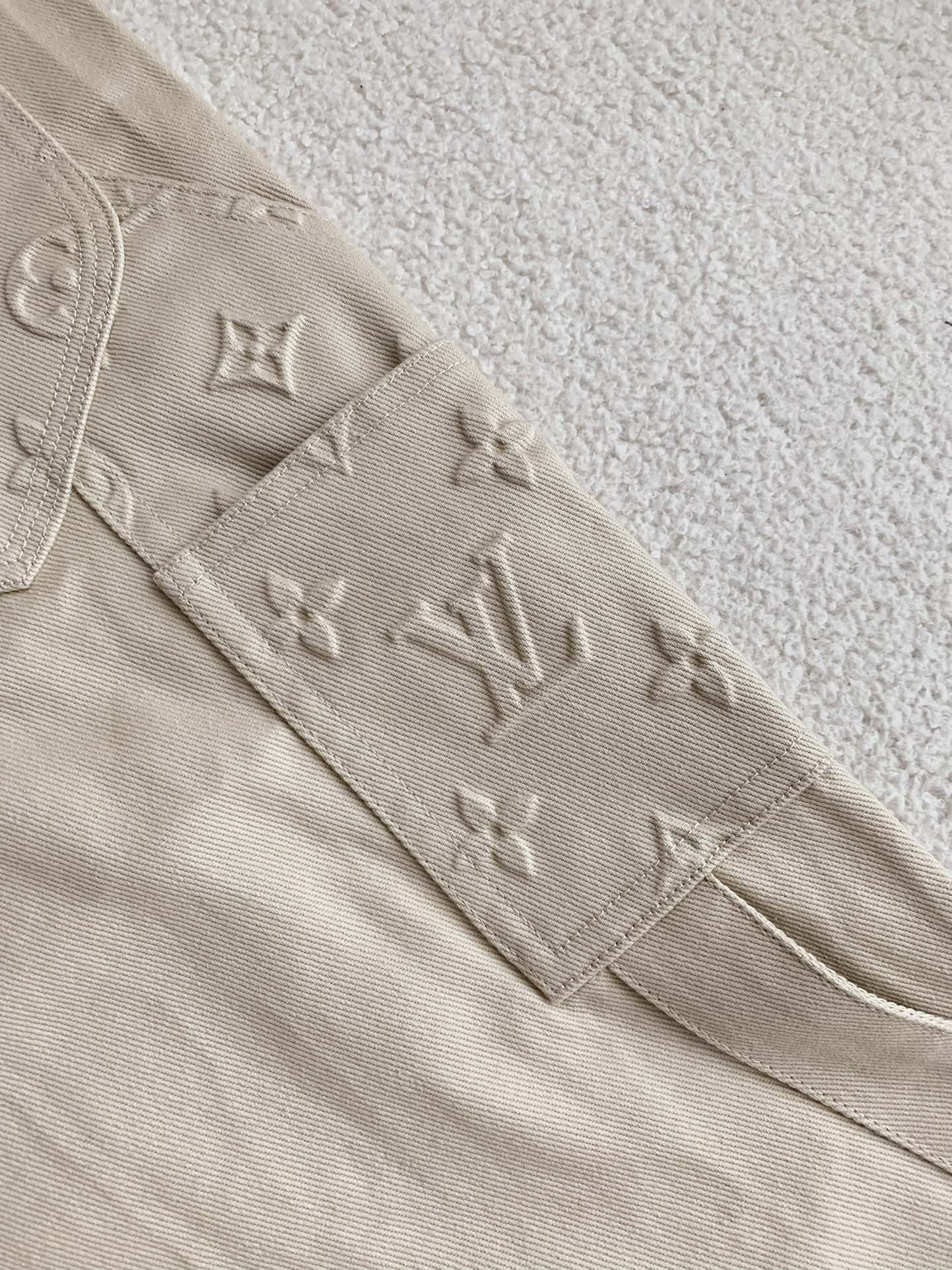 「#2348」Louis Vuitton costumes