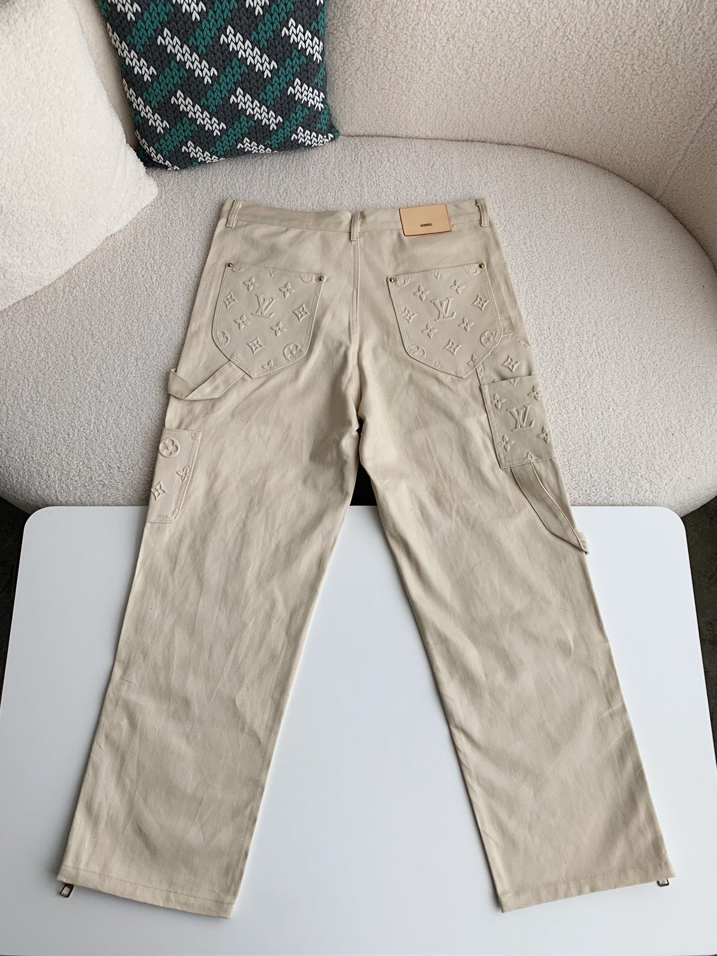 「#2348」Louis Vuitton costumes