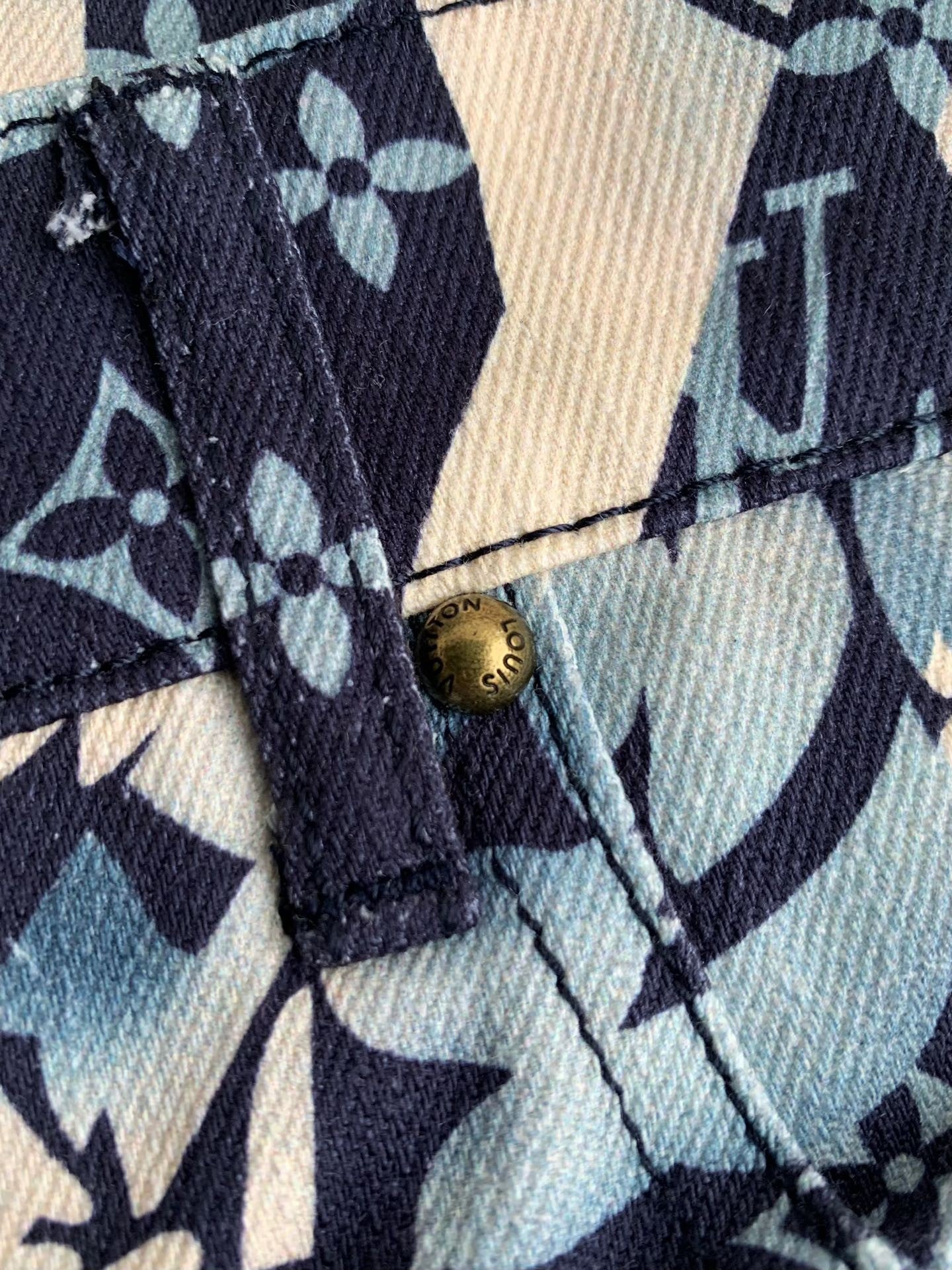 「#2364」Costumes en denim Louis Vuitton