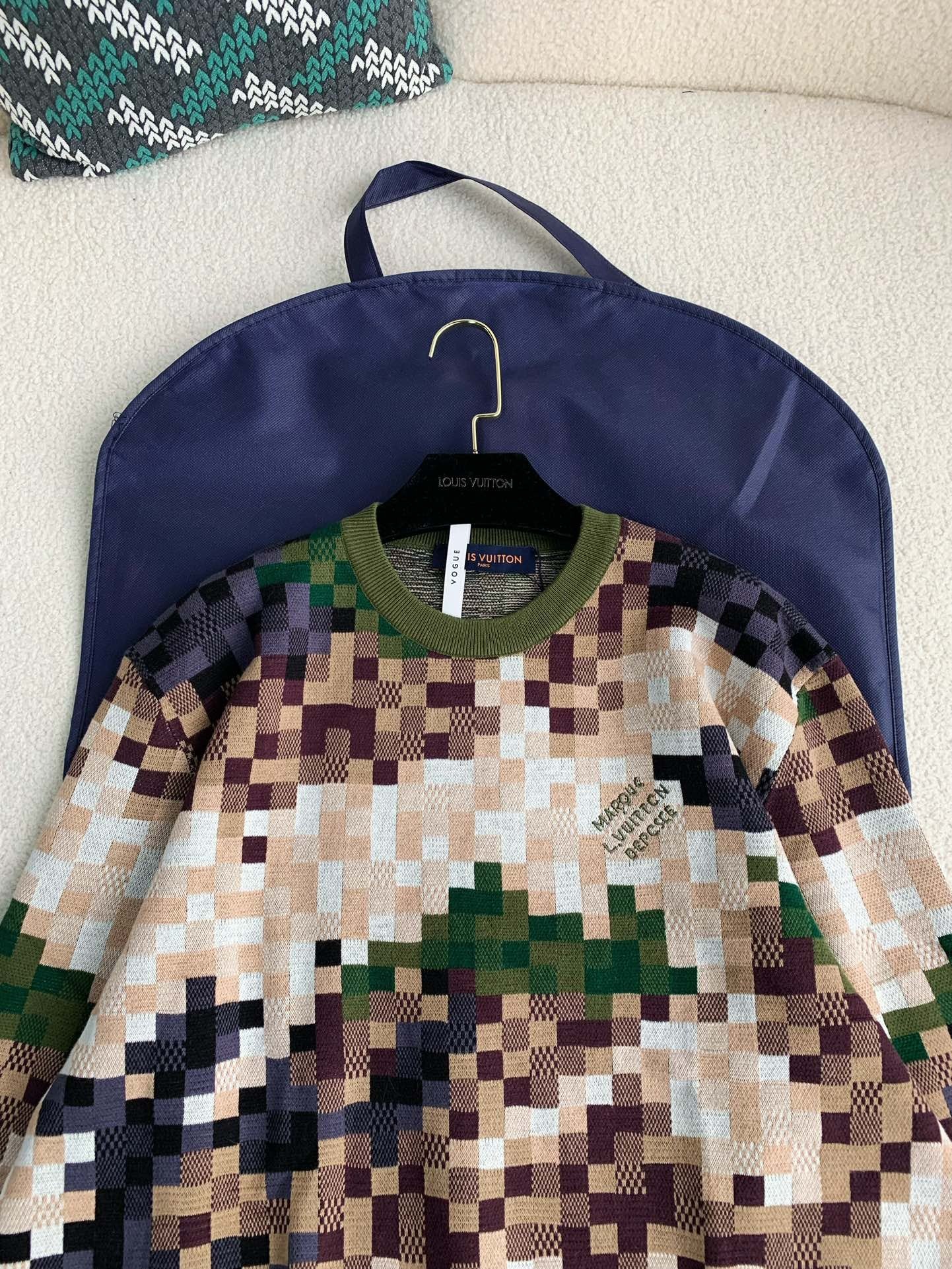 「#2391」Vêtements Louis Vuitton