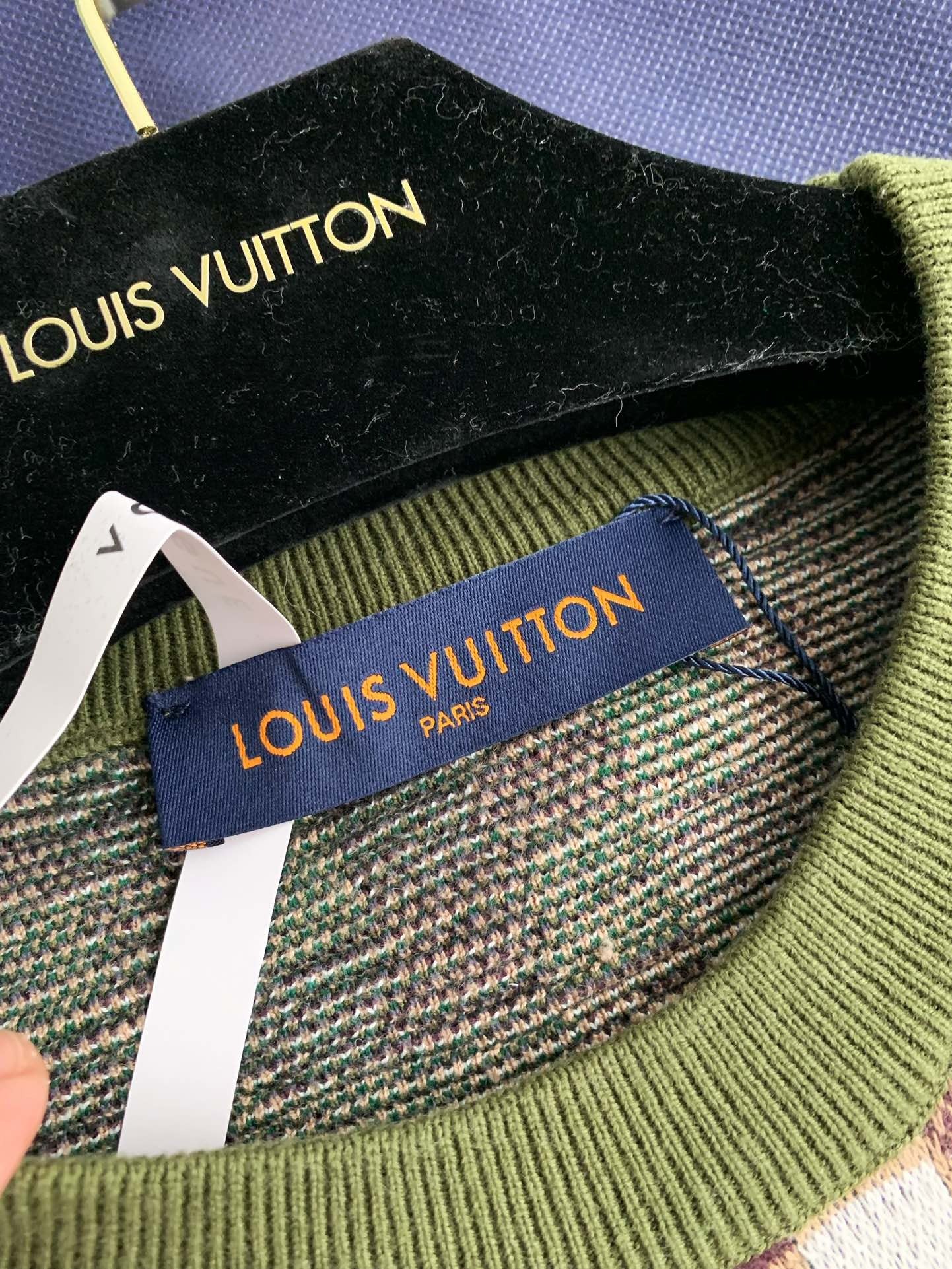 「#2391」Vêtements Louis Vuitton