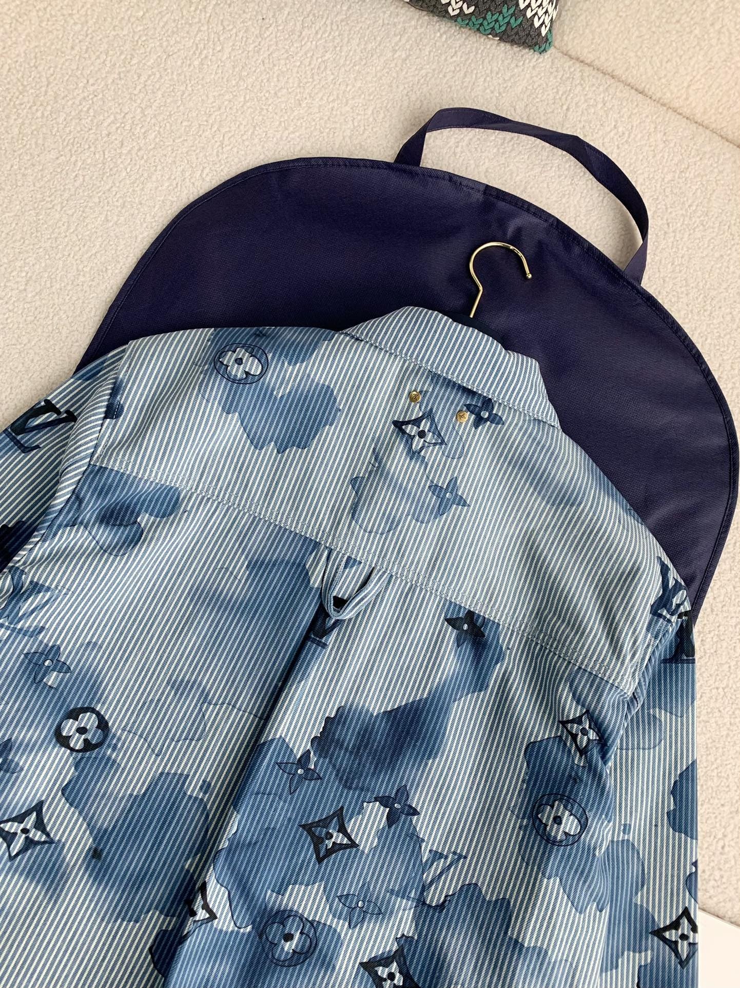 Chemises Louis Vuitton « #2424 »
