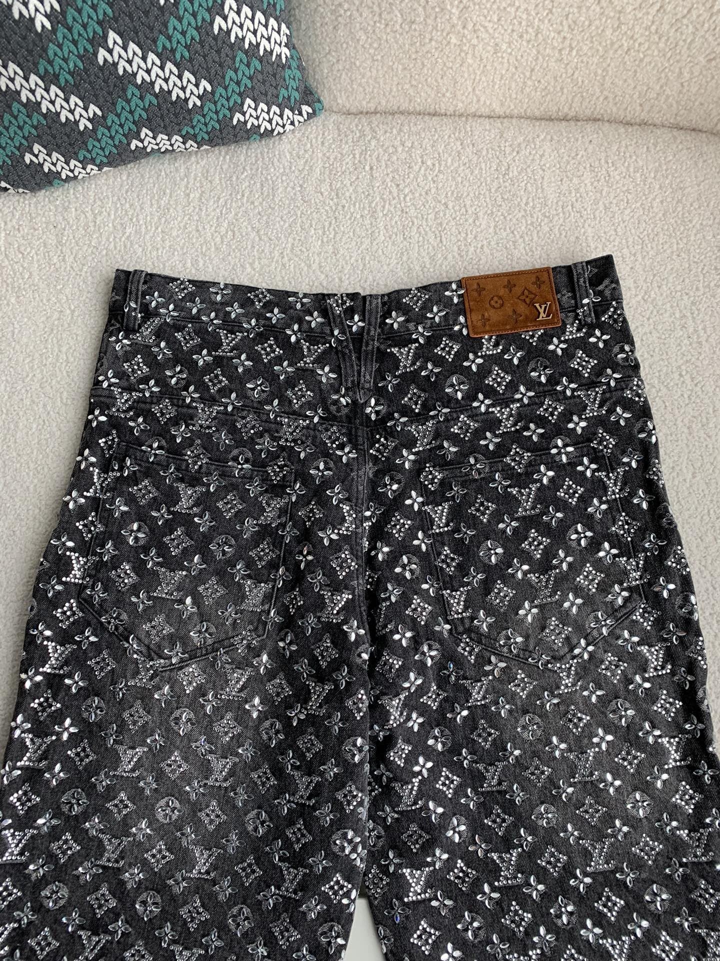 「#2534」Costumes Louis Vuitton