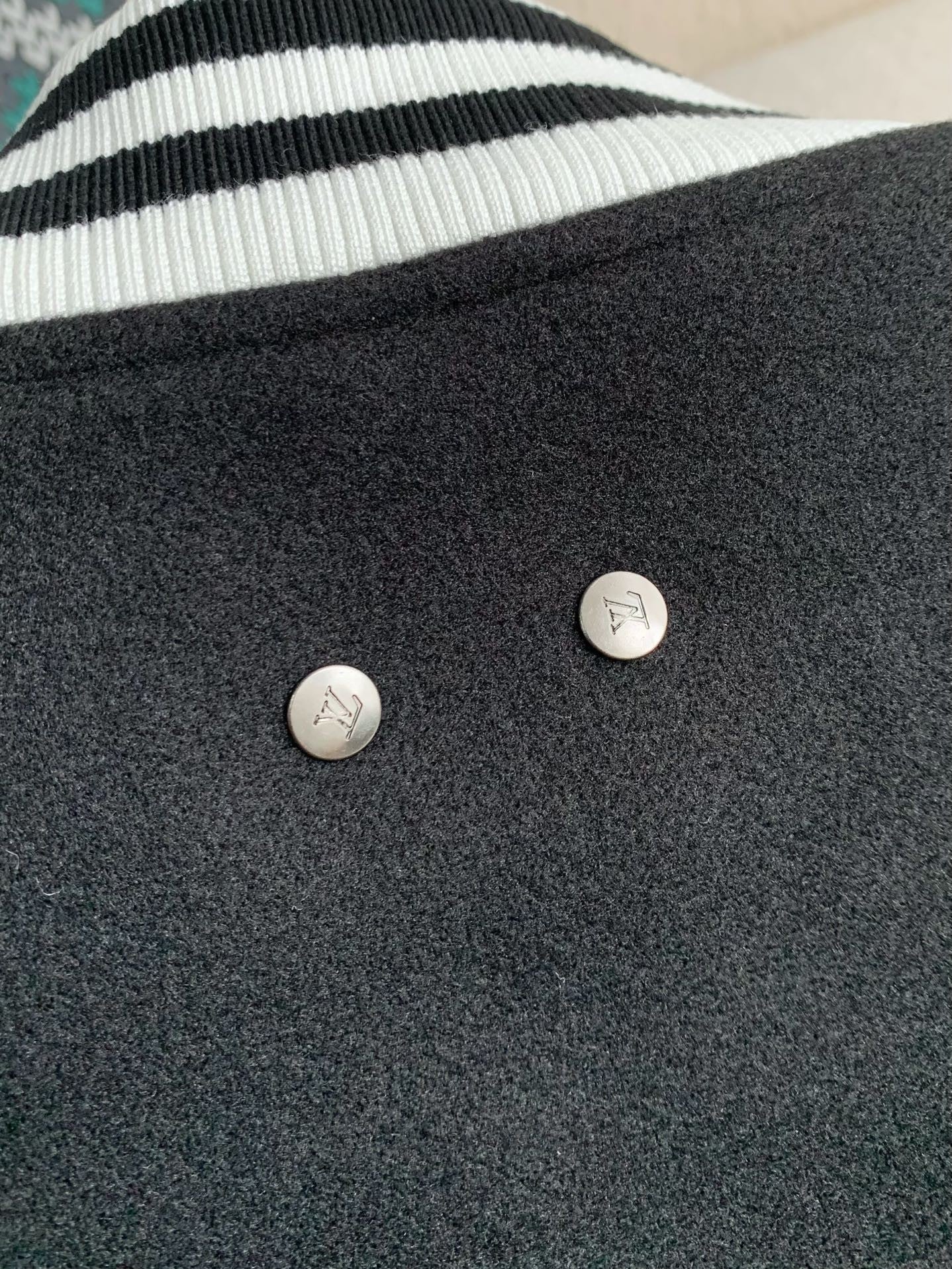 Vestes Louis Vuitton « #2724 »
