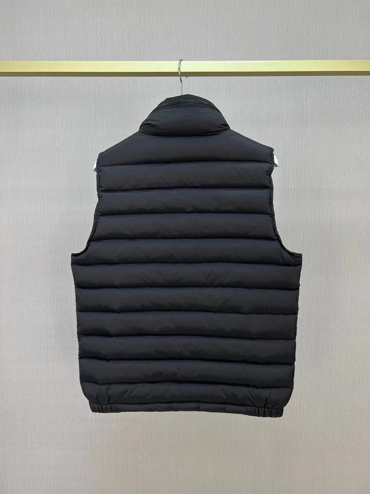 「#3592」Moncler new albyt oblique zipper hidden hood stand collar vest