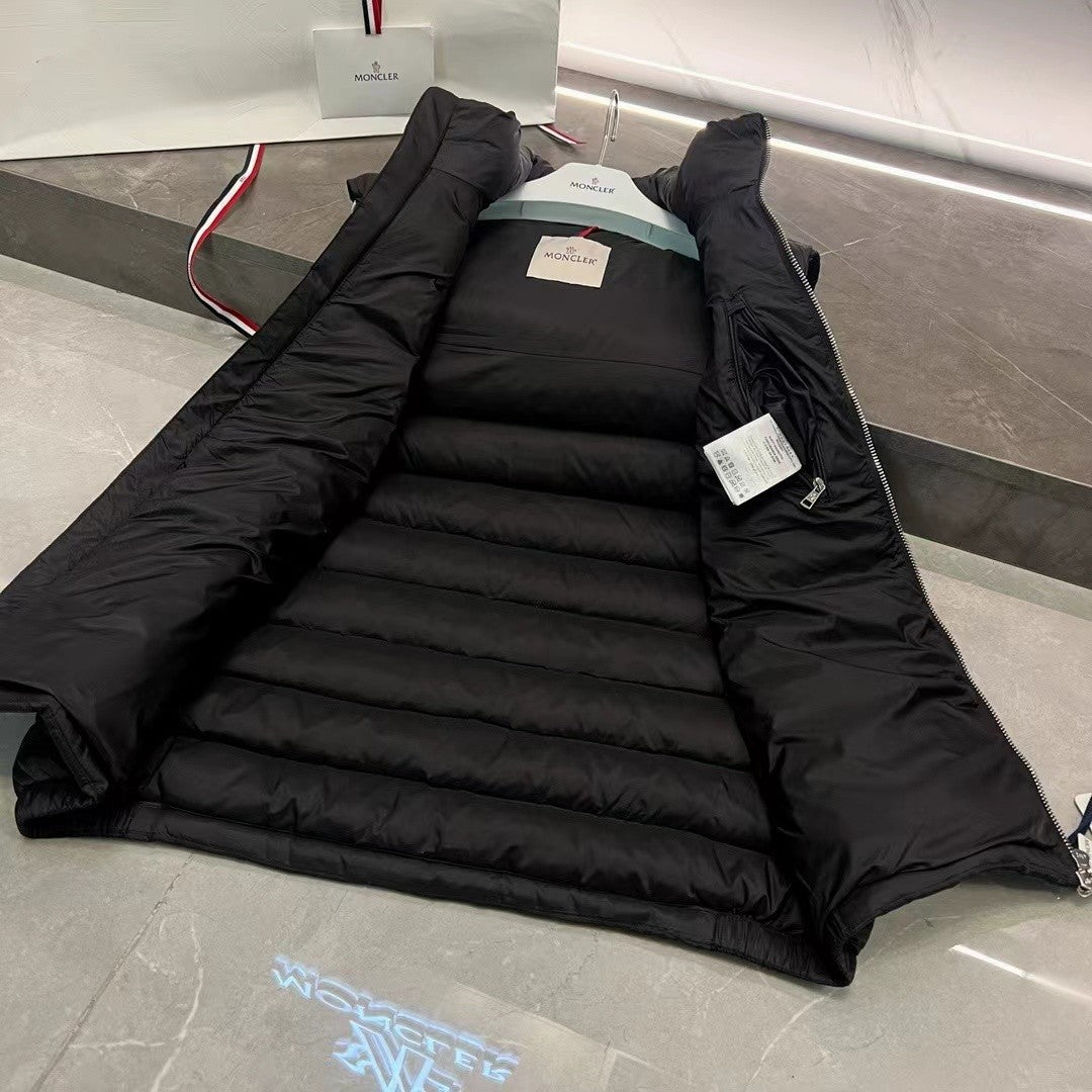 「#3592」Moncler new albyt oblique zipper hidden hood stand collar vest