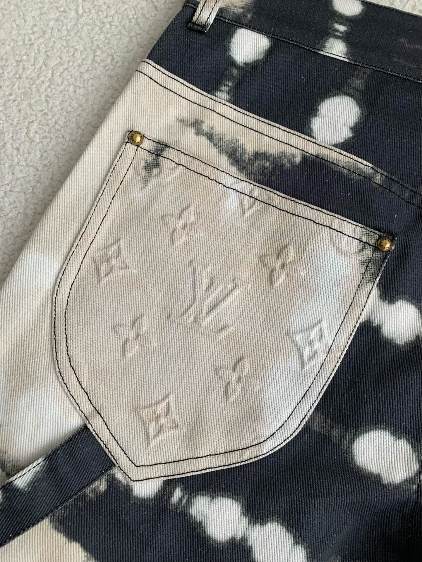 「#3635」Louis Vuitton Costumes