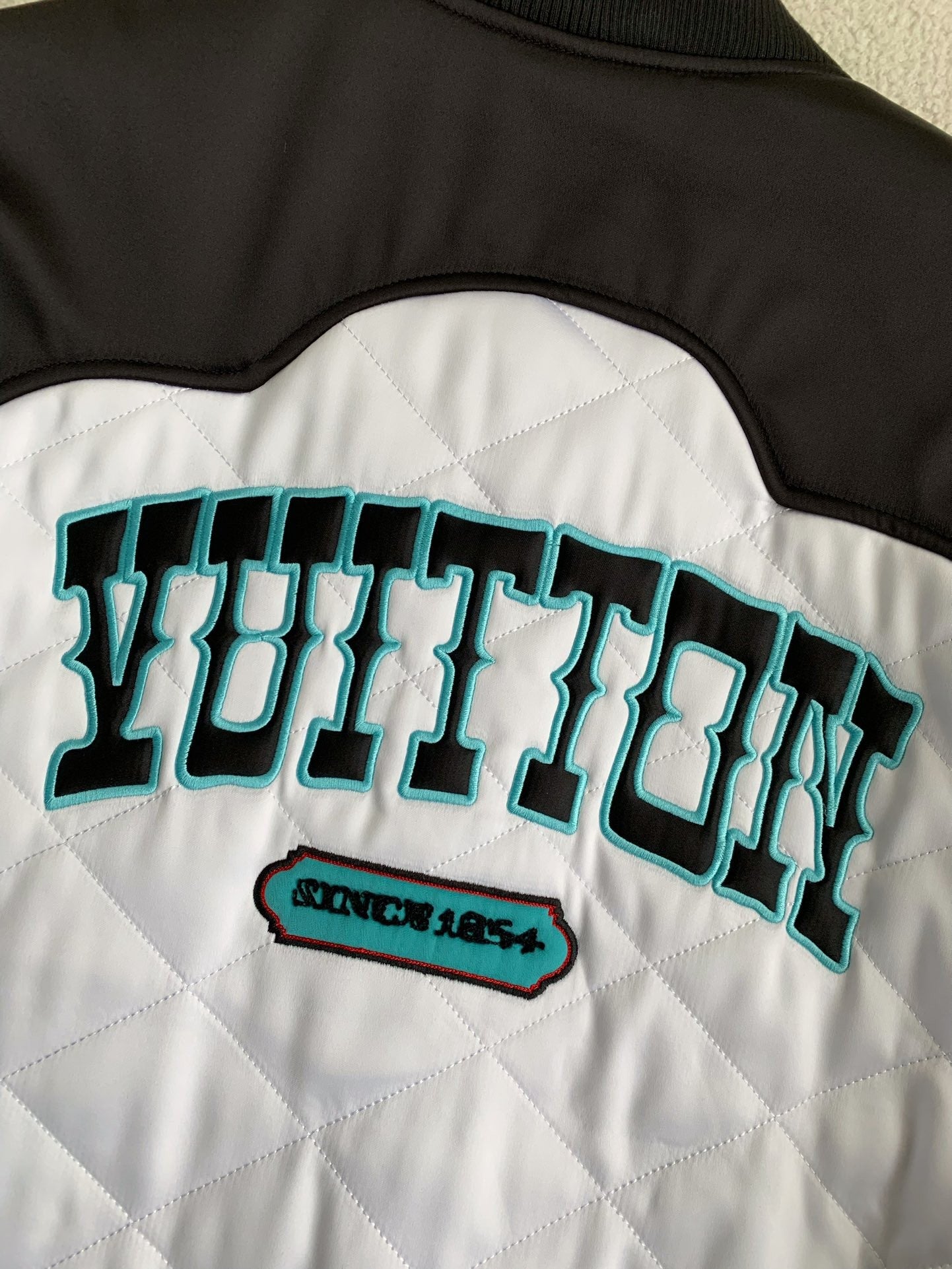 Vestes Louis Vuitton « #3647 »