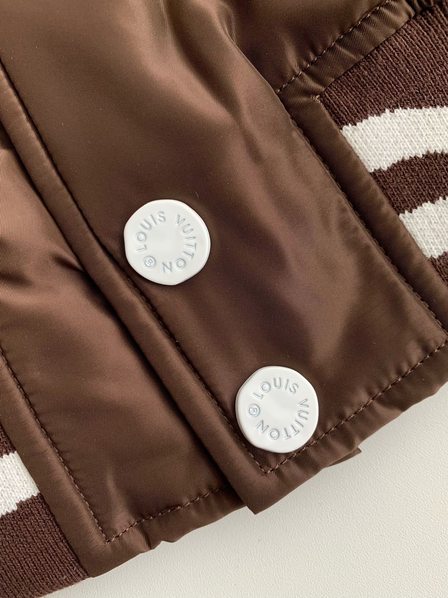 Vestes Louis Vuitton « #3648 »