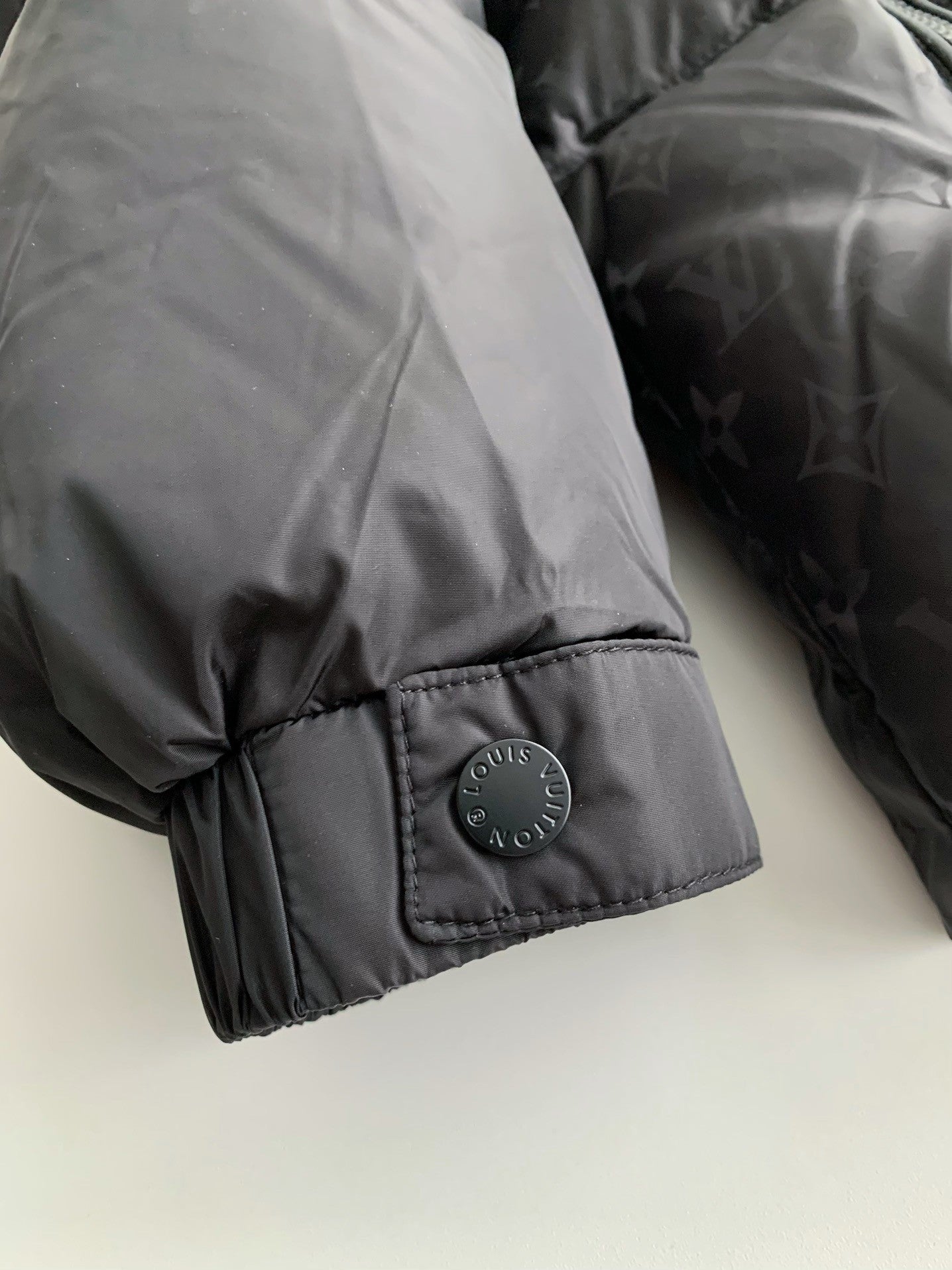 「#3649」LOUIS VUITTON LOGO Down Jacket