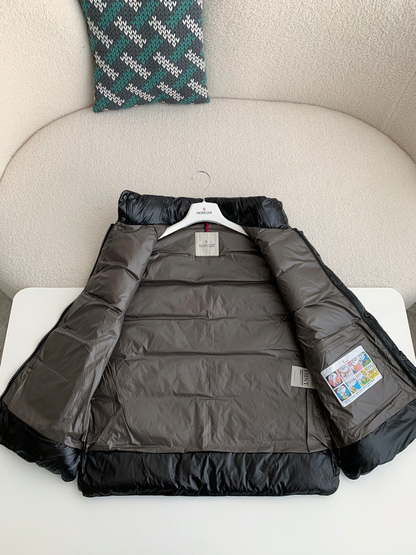 「#3663」Moncler down stand collar vest