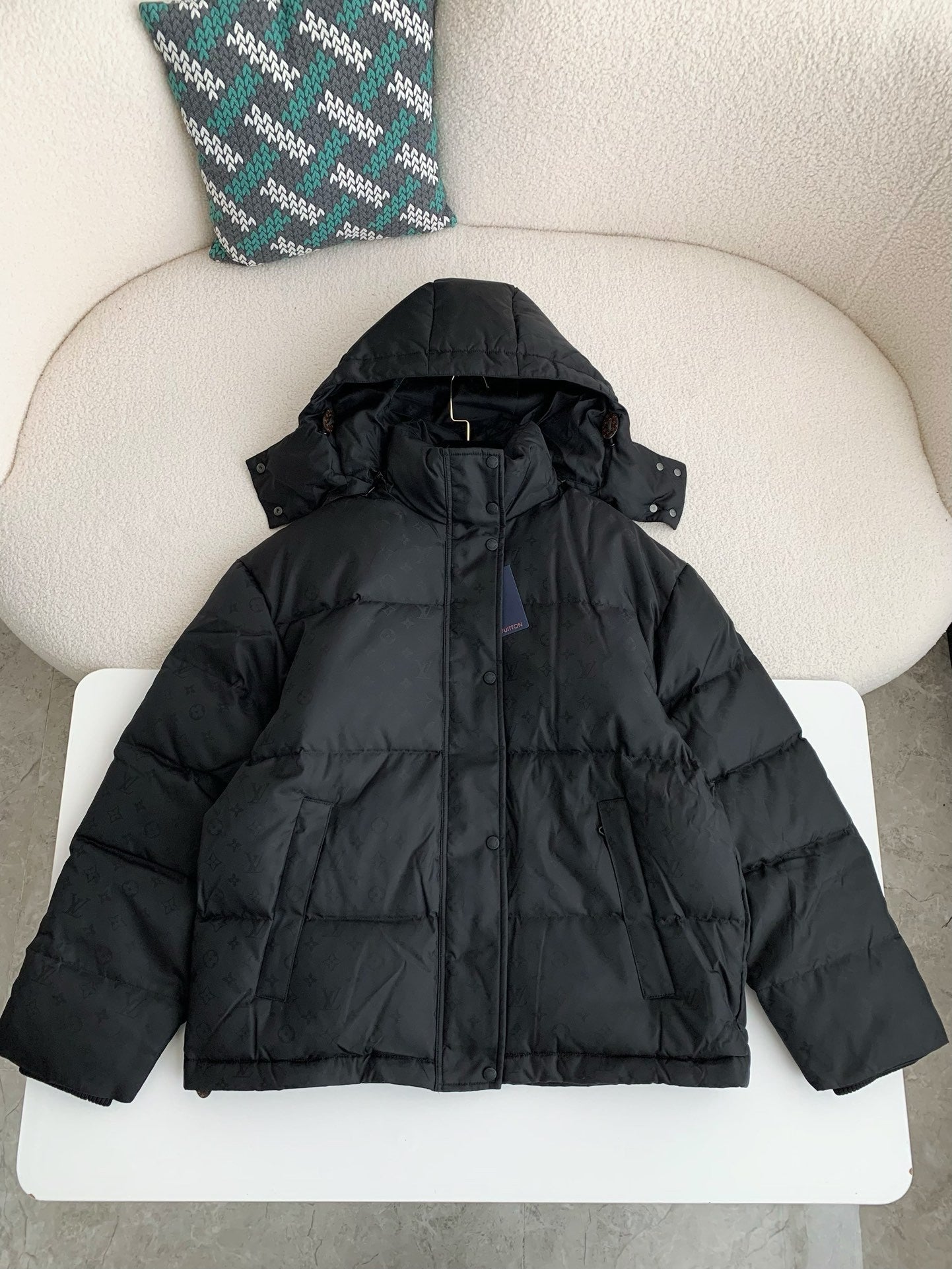 「#3841」LOUIS VUITTON LOGO Down Jacket