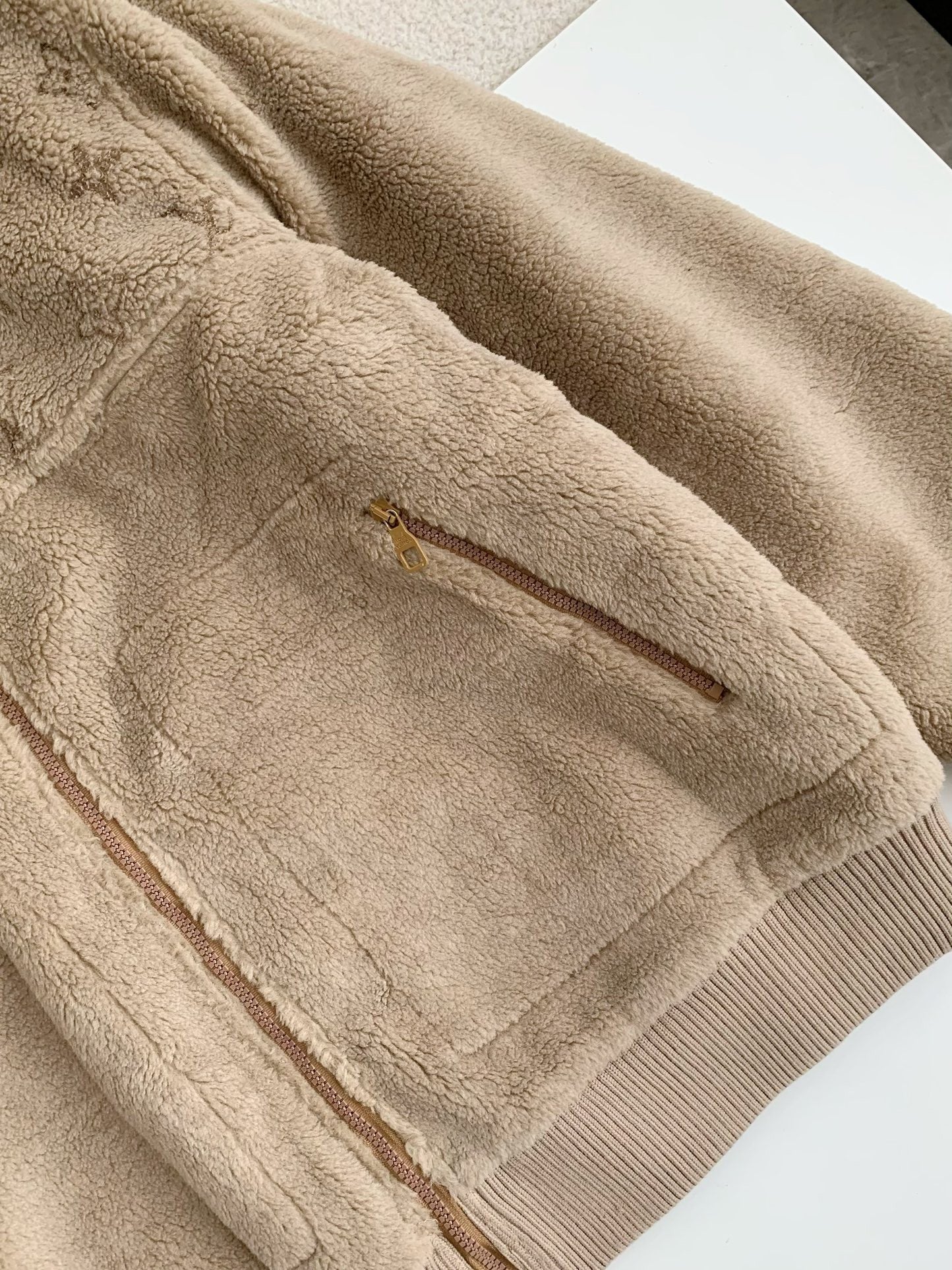 「#3511」Nouvelle veste réversible LV en laine et peau de mouton
