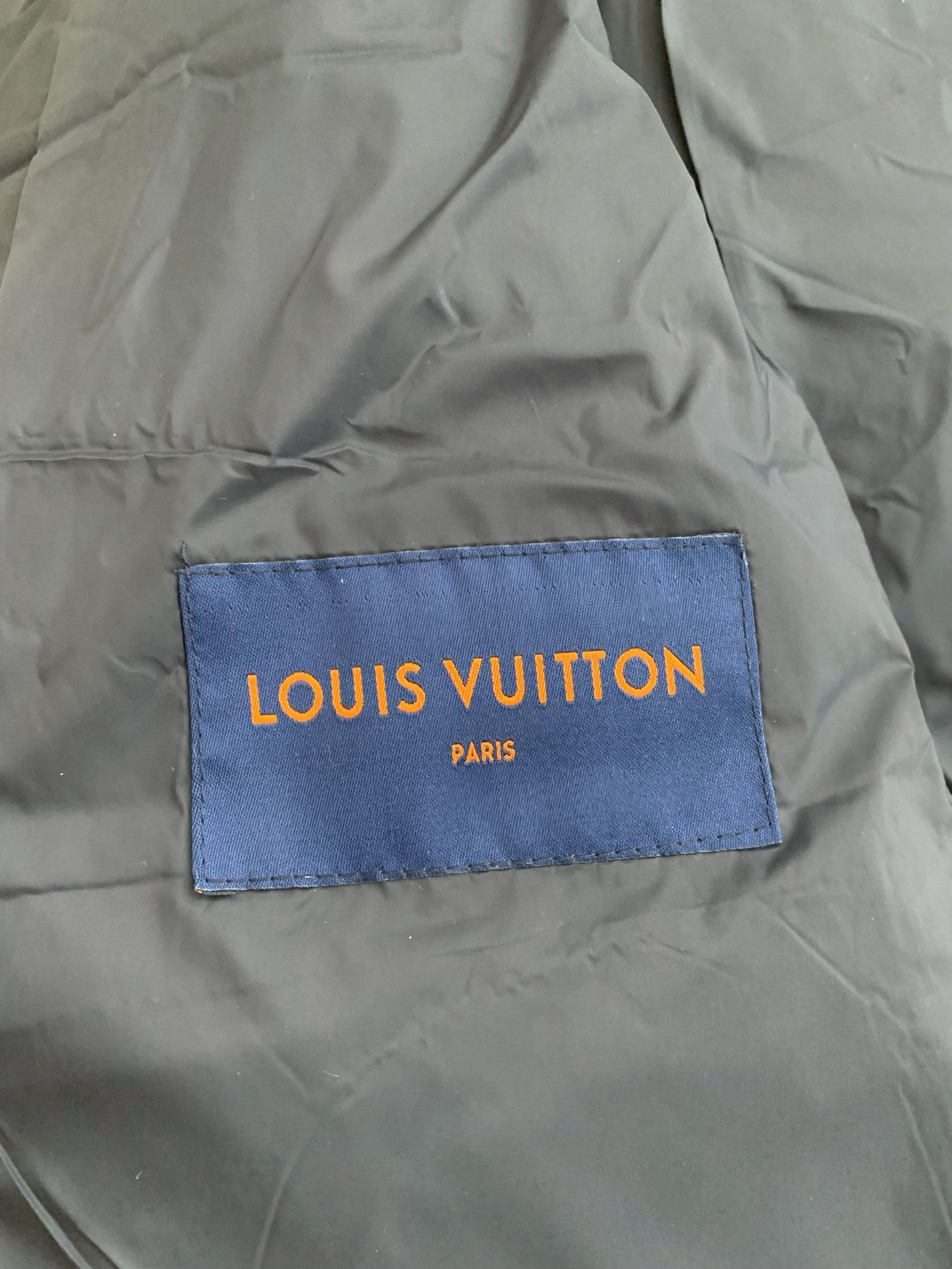 「#3856」LOUIS VUITTON Down Jacket