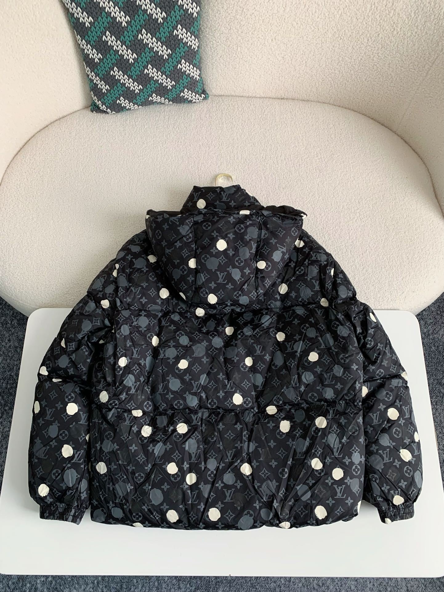 「#3911」LOUIS VUITTON x YAYOI KUSAMA Collaboration SS23 Jacket