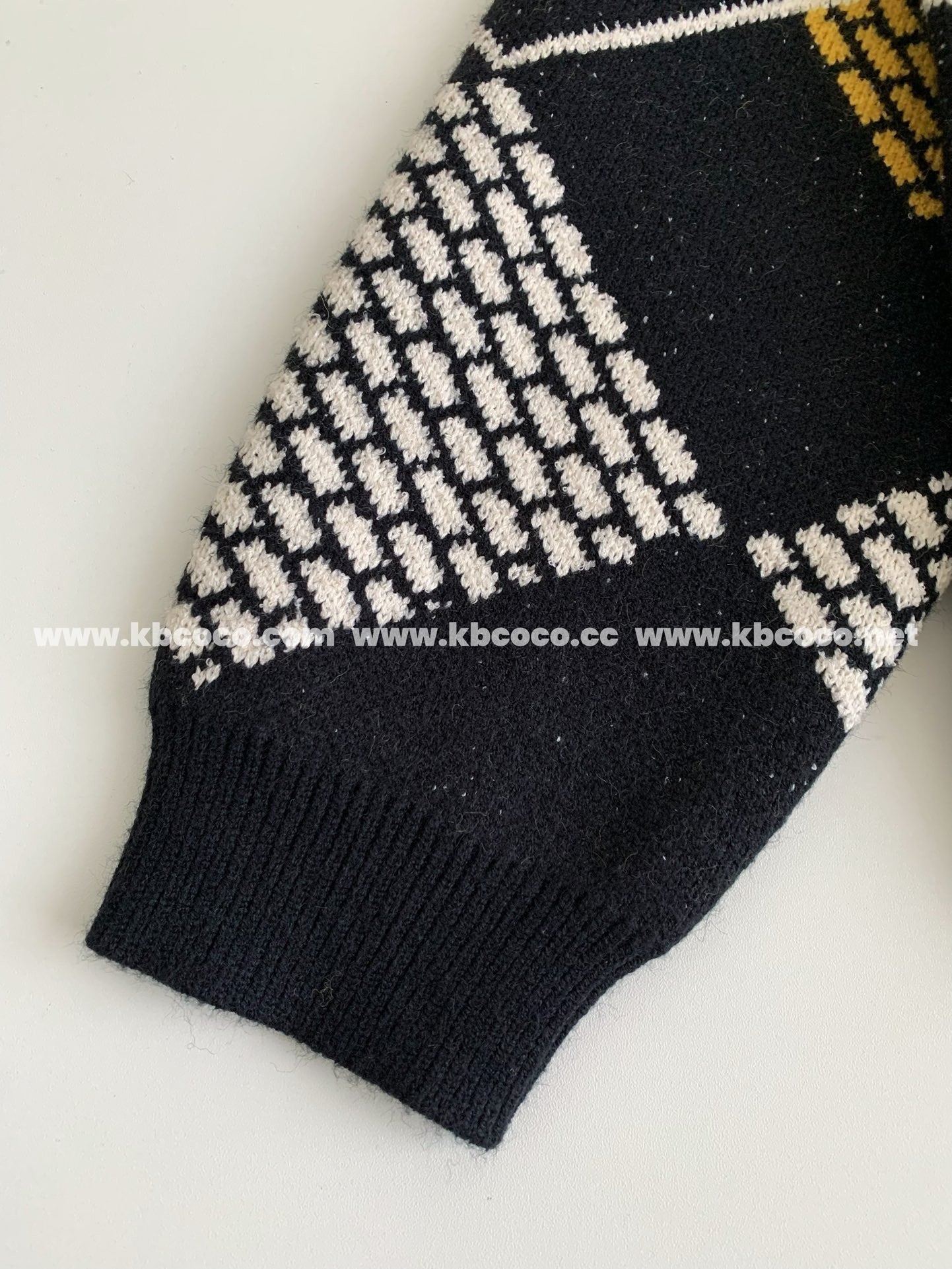「#3927」Louis Vuitton ss25 Pre-Spring collection, blended wool round-neck sweater