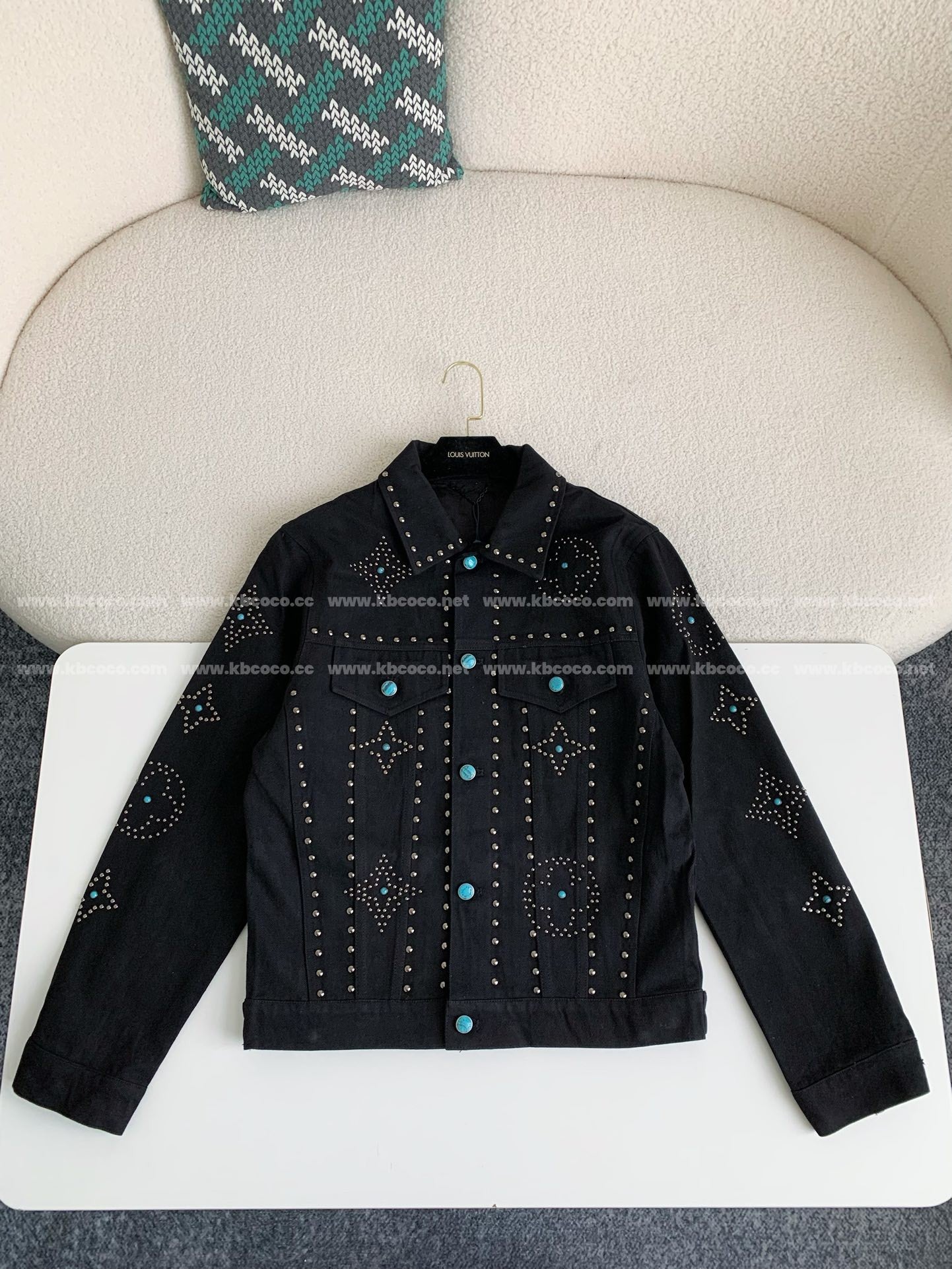 「#3763」Veste en jean turquoise à rivets LV