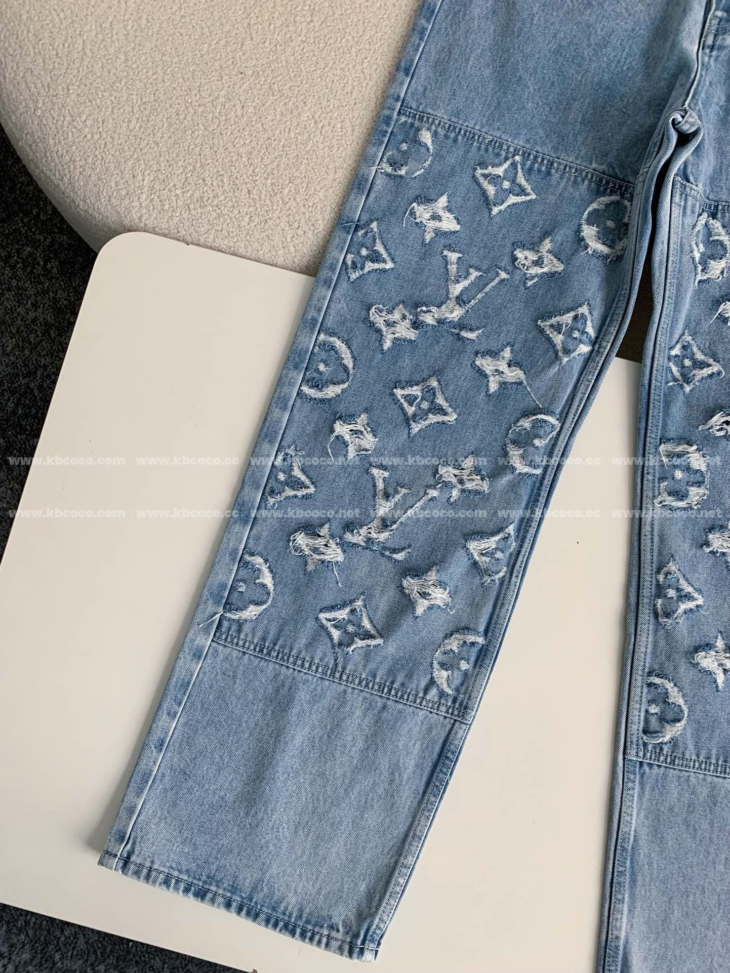 「#4010」Costumes Louis Vuitton
