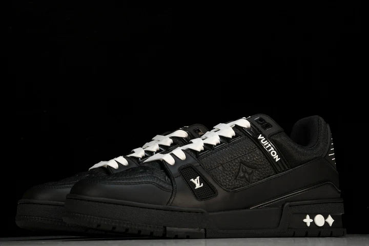 Louis Vuittоп Trainer Low 'Black Embossed'