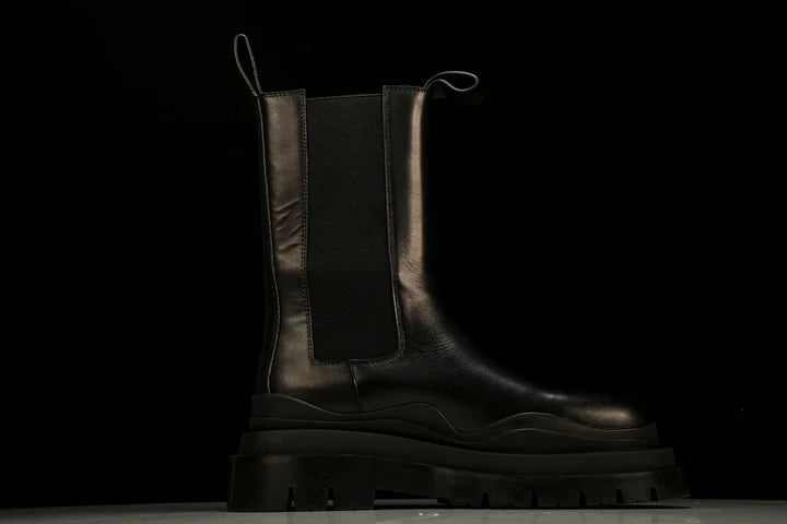 Вottega Veneta Tire Chelsea Boots 'Black'