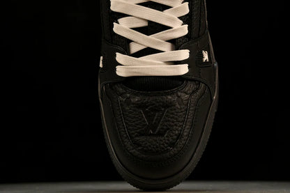 Louis Vuittоп Trainer Low 'Black Embossed'