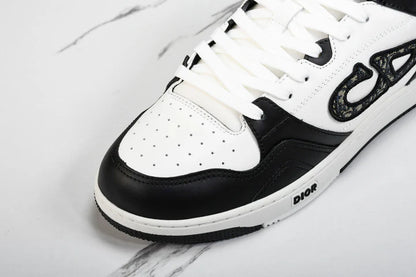 D1or B57 Mid-Top "Black White'