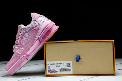 Louis Vuittоп Trainer Low 'Pink Distressed'