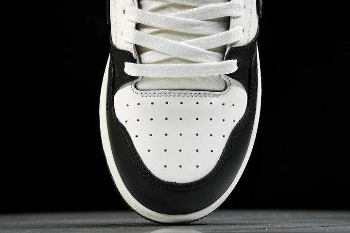 D1or B57 Mid-Top "Black White'