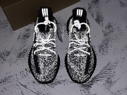 Yzy Boost 350 v2 Static Black Reflective