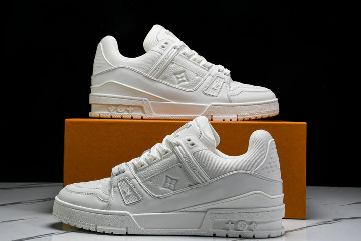 Louis Vuittоп Trainer Low 'White Embossed'