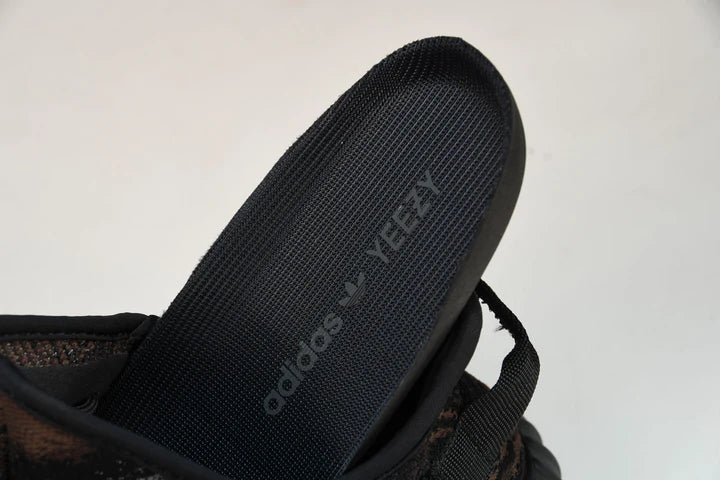 Yzy Boost 350 V2 'MX Rock'