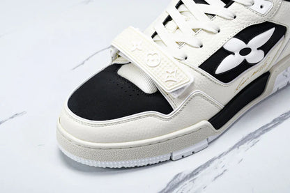 Louis Vuittоп Trainer Low Velcro Strap 'Black White'