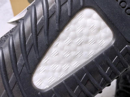 Yzy Boost 350 v2 Static Black Reflective