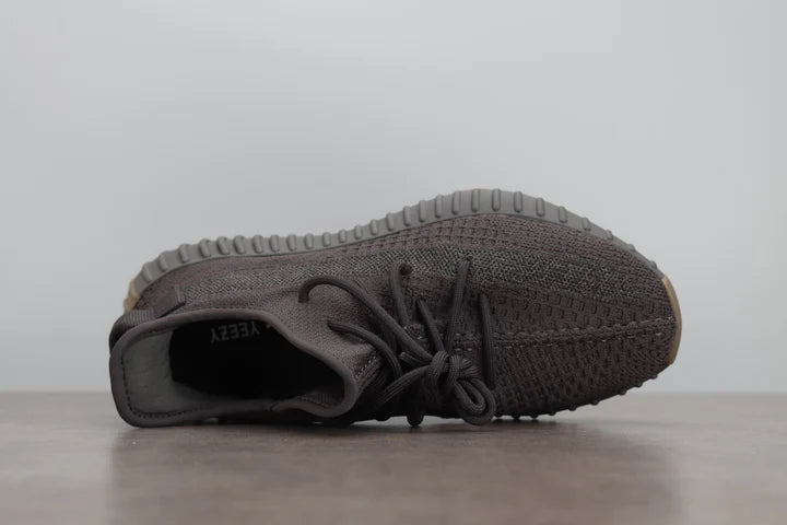 Yzy Boost 350 v2 Cinder Reflective