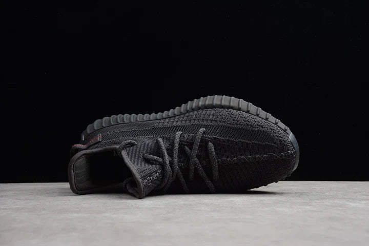 Yzy Boost 350 v2 Black Non-Reflective